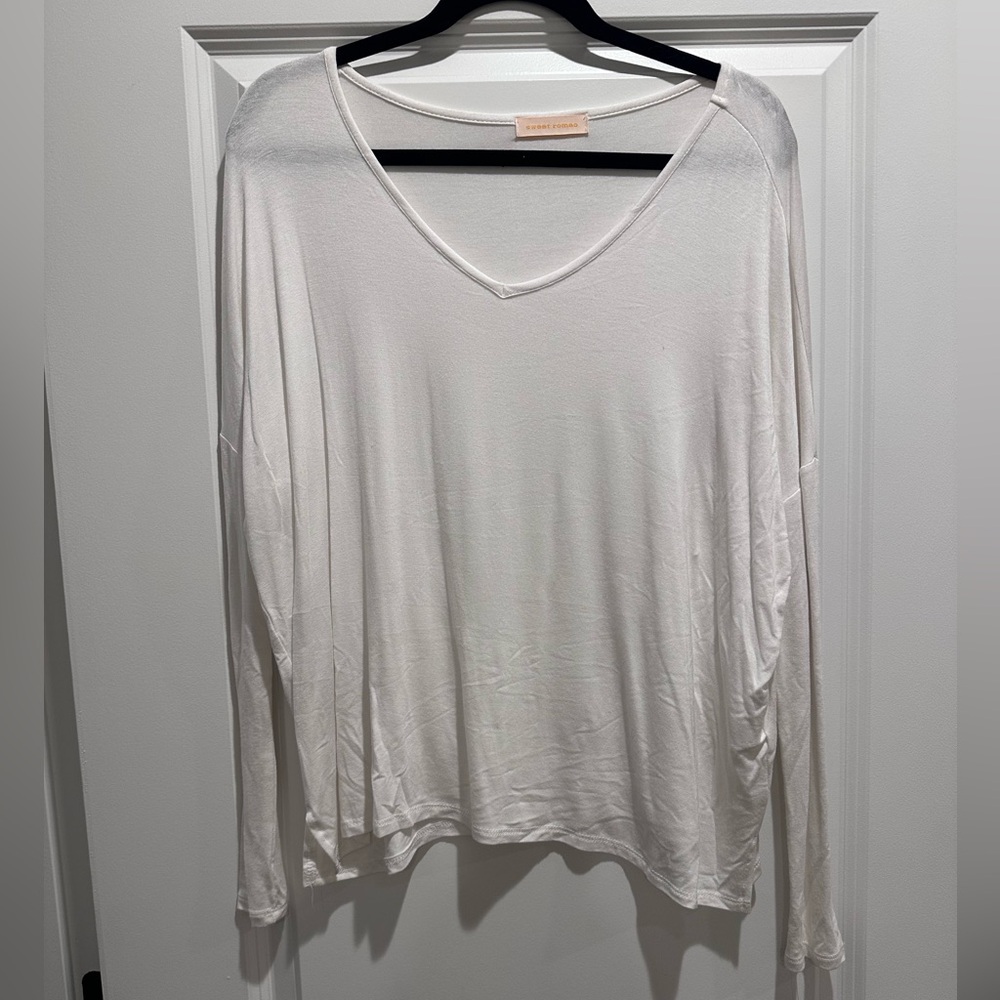 White long sleeve top NWT